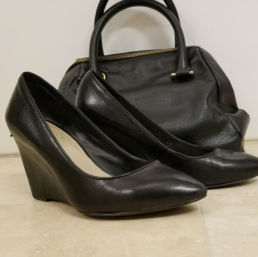 Franco Sarto The Artist's Collection Black Pumps